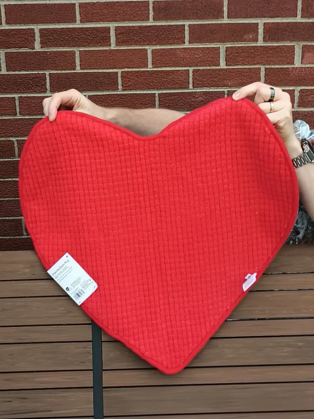 *NEW Room Essentials Bright Red Heart-Shaped Chenille 24